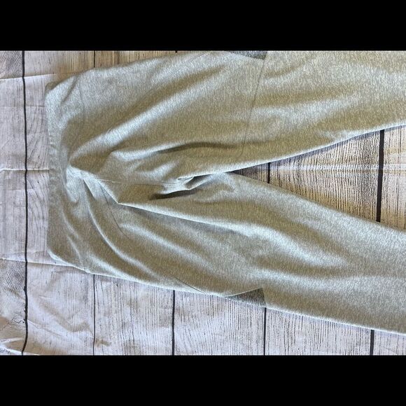 Outdoor Voices Color Block 7/8 Leggings Grey size medium - Picture 6 of 9